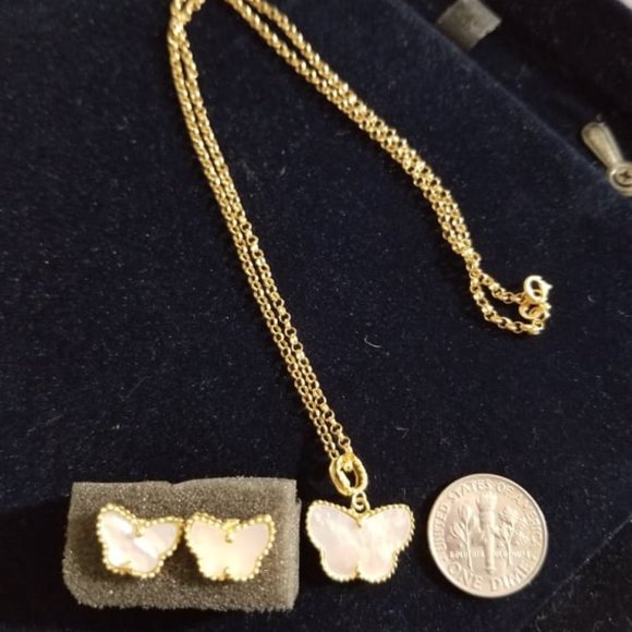 Set of earring and necklace with pendant - Picture 9 of 10